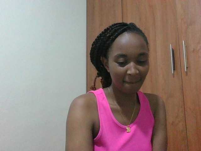 shanizz001 live cam on BongaCams
