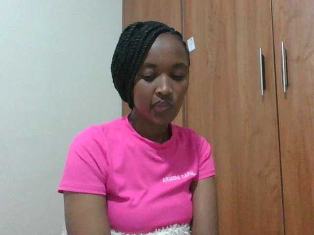 shanizz001 live cam on BongaCams