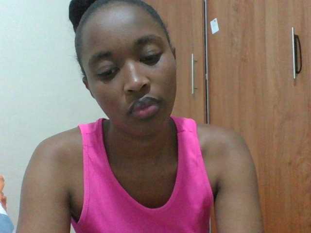 shanizz001 live cam on BongaCams