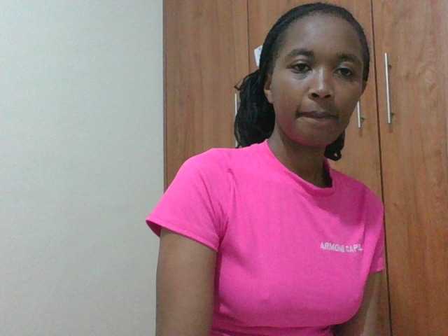 shanizz001 live cam on BongaCams