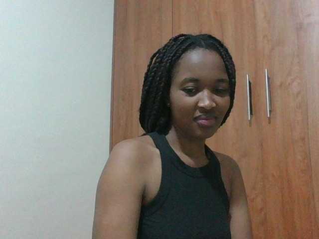 shanizz001 live cam on BongaCams