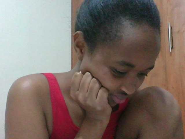 shanizz001 live cam on BongaCams