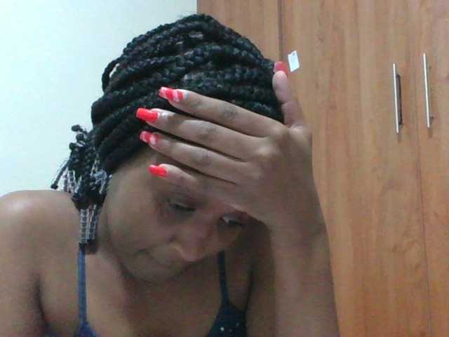 shanizz001 live cam on BongaCams