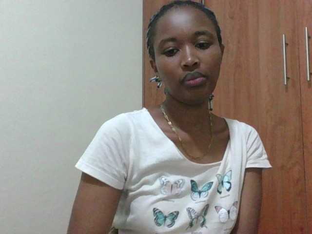 shanizz001's BongaCams show and profile