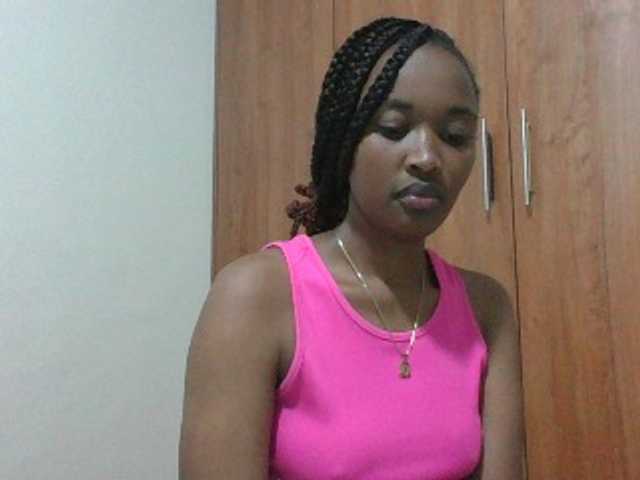 shanizz001 live cam on BongaCams
