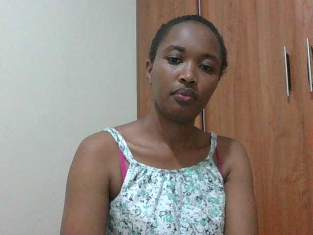 shanizz001 live cam on BongaCams