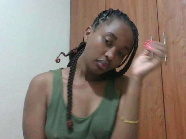 shanizz001 live cam on BongaCams