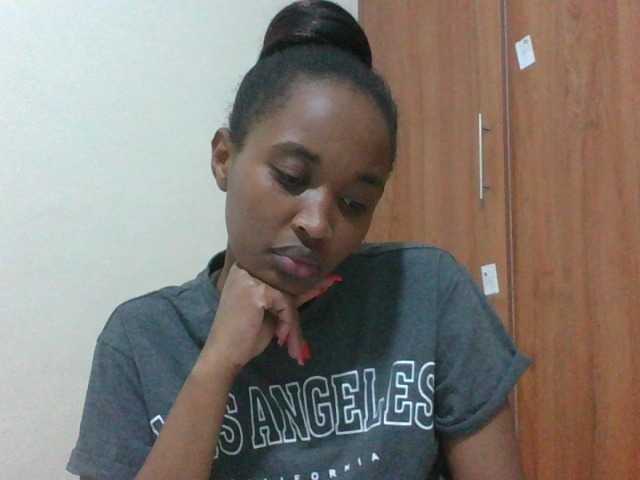 shanizz001 live cam on BongaCams