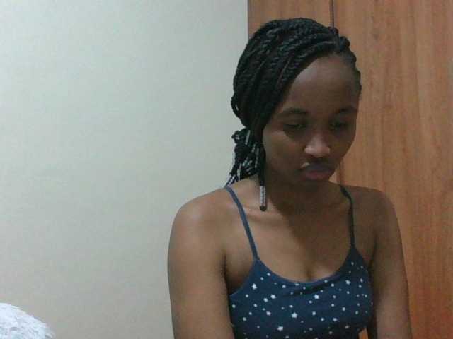 shanizz001 live cam on BongaCams