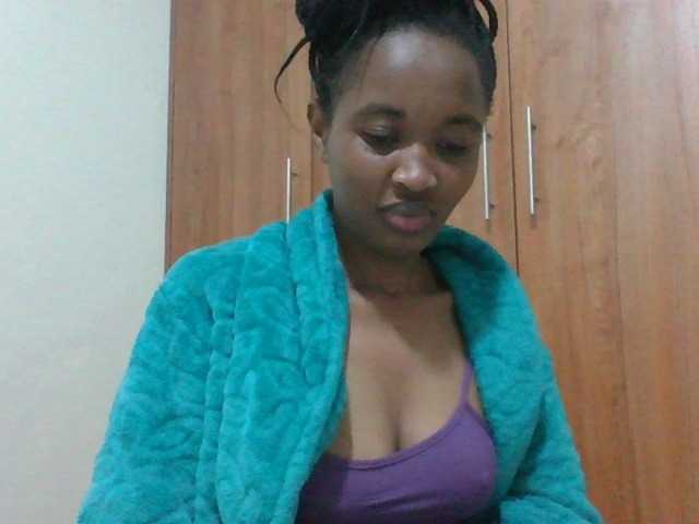 shanizz001 live cam on BongaCams