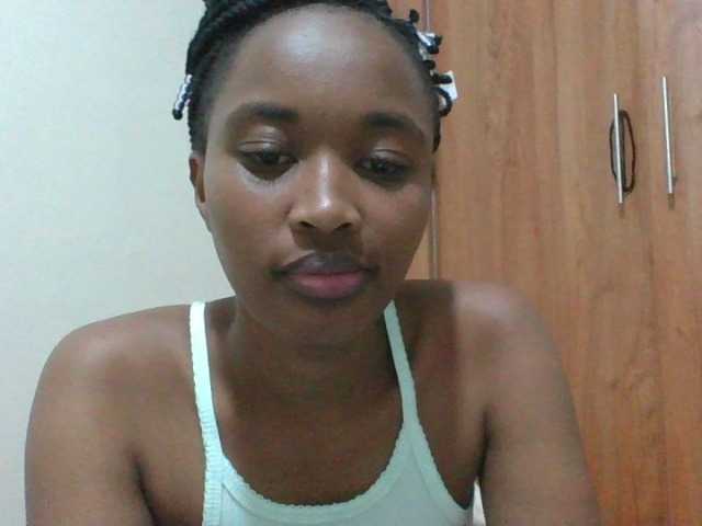 shanizz001 live cam on BongaCams