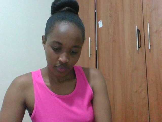 shanizz001 live cam on BongaCams