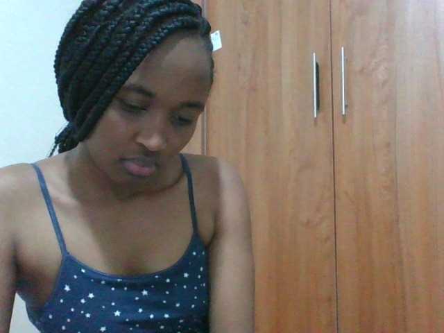 shanizz001 live cam on BongaCams