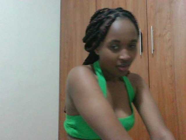 shanizz001 live cam