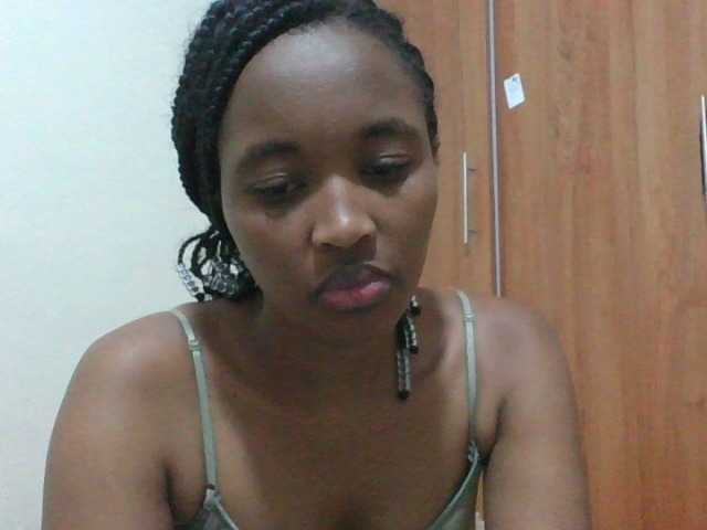 shanizz001 live cam on BongaCams