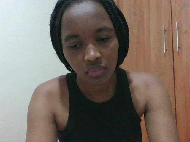shanizz001 live cam on BongaCams