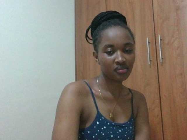 shanizz001 live cam on BongaCams