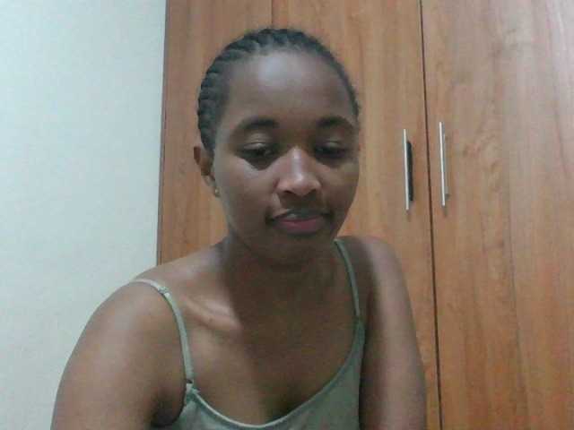 shanizz001 live cam on BongaCams