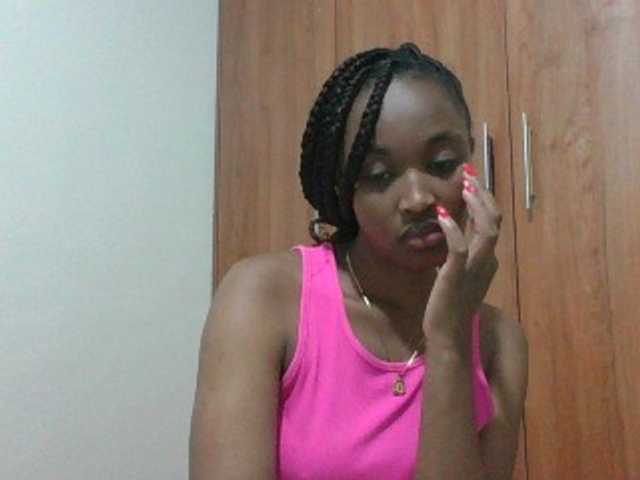 shanizz001 live cam on BongaCams