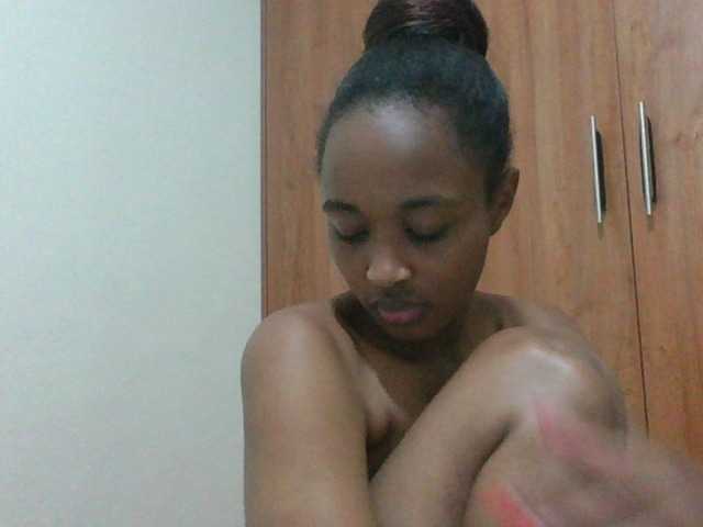 shanizz001 live cam on BongaCams