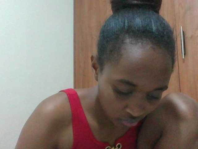 shanizz001 live cam on BongaCams