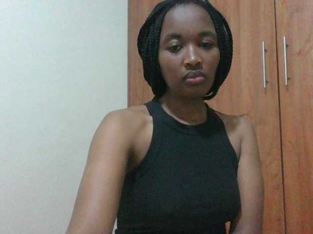 shanizz001 live cam on BongaCams