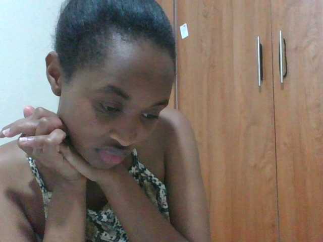 shanizz001 live cam on BongaCams