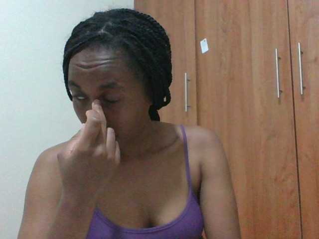 shanizz001 live cam on BongaCams
