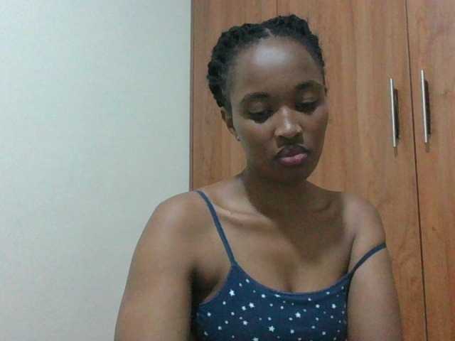 shanizz001 live cam on BongaCams