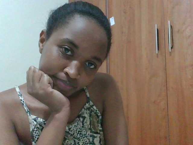 shanizz001 live cam on BongaCams