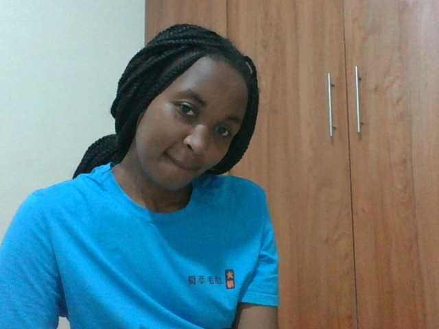 shanizz001 live cam on BongaCams