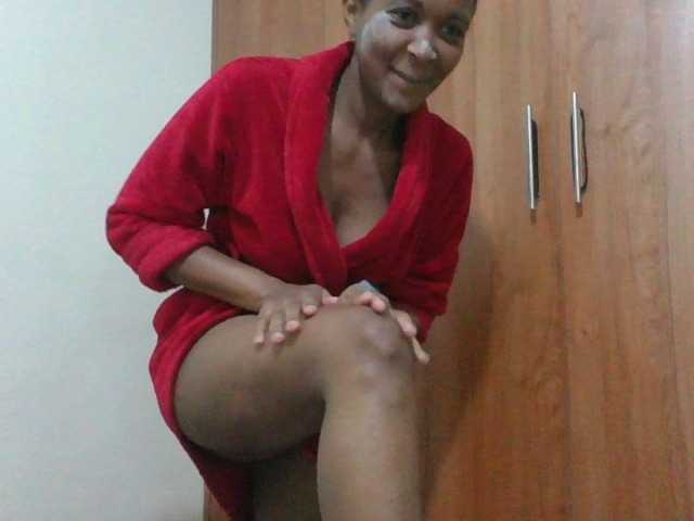 shanizz001 live cam on BongaCams