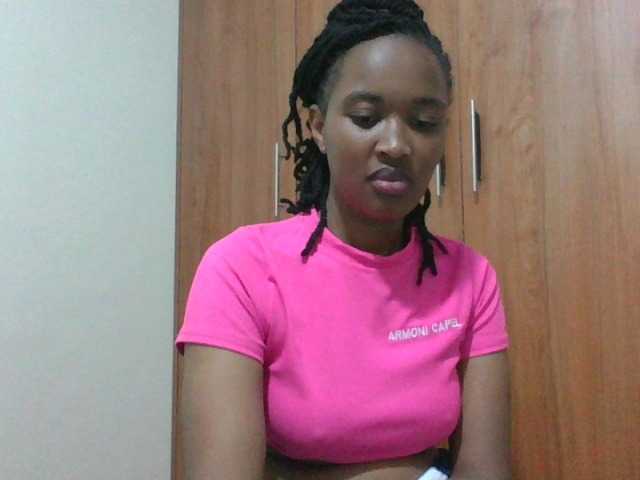 shanizz001 live cam on BongaCams