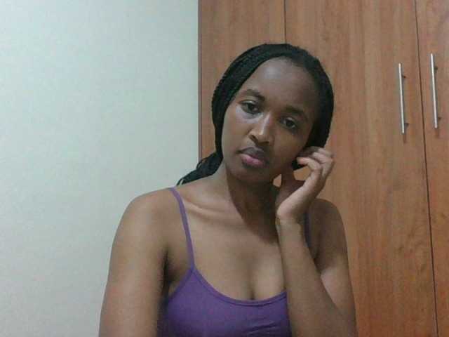 shanizz001 live cam on BongaCams