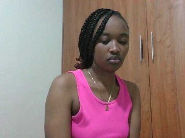 shanizz001 live cam on BongaCams