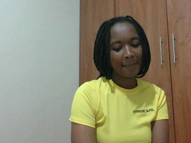 shanizz001 live cam on BongaCams