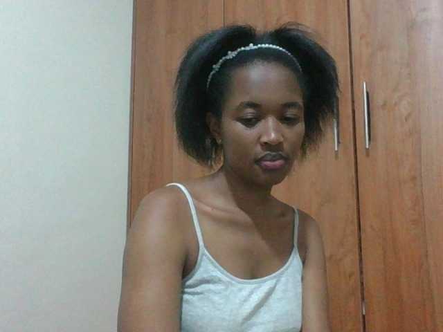shanizz001 live cam on BongaCams