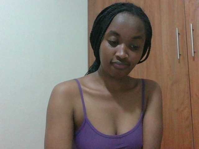 shanizz001 live cam on BongaCams