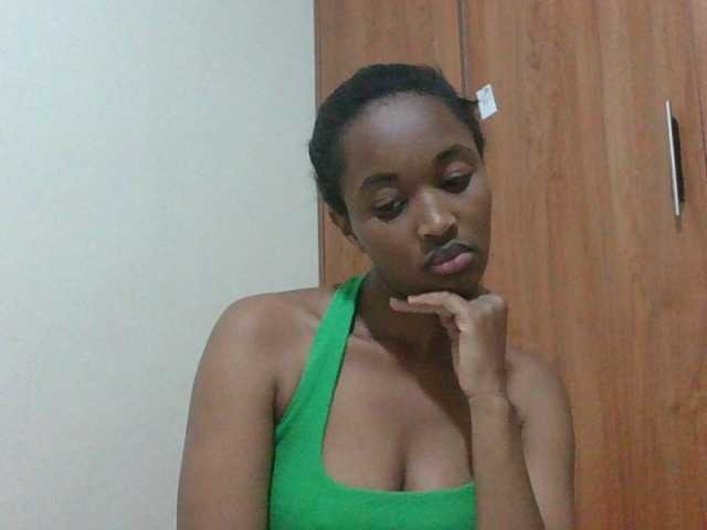 shanizz001 live cam on BongaCams
