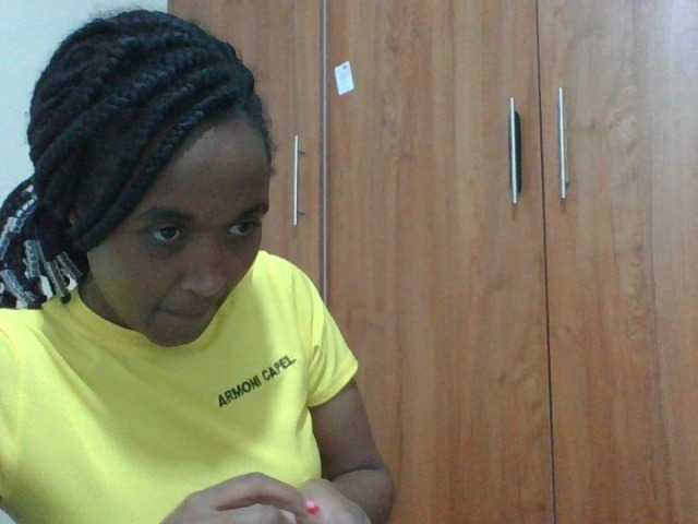 shanizz001 live cam on BongaCams