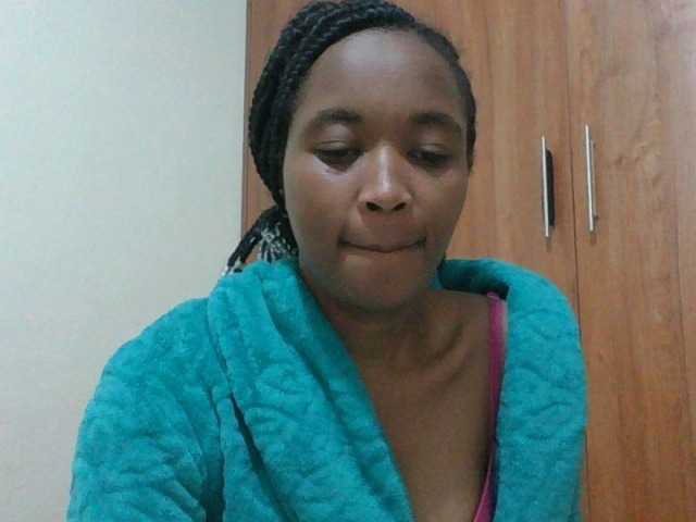 shanizz001 live cam on BongaCams