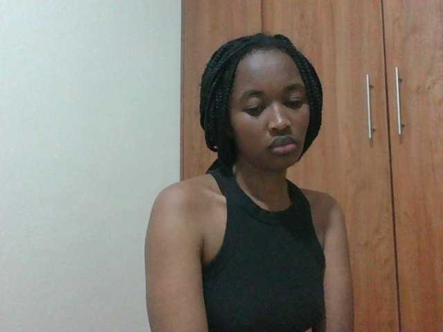 shanizz001 live cam on BongaCams