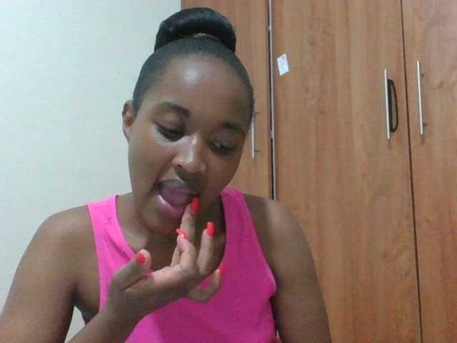 shanizz001 live cam on BongaCams