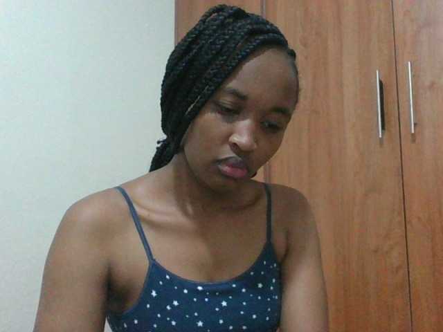 shanizz001 live cam on BongaCams