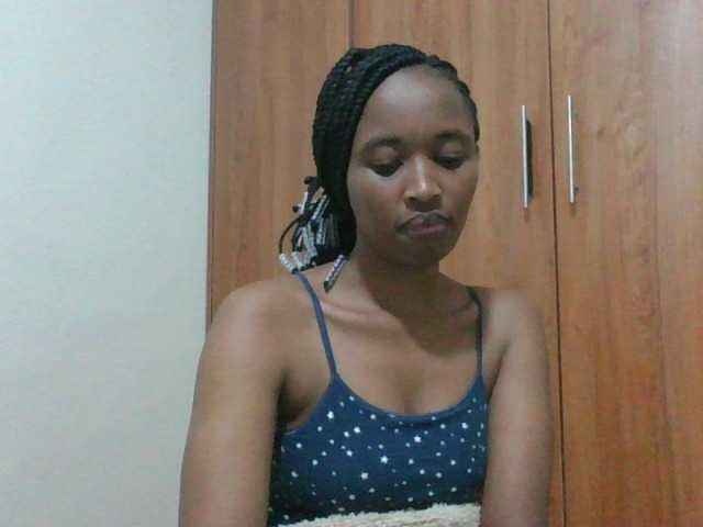 shanizz001 live cam on BongaCams