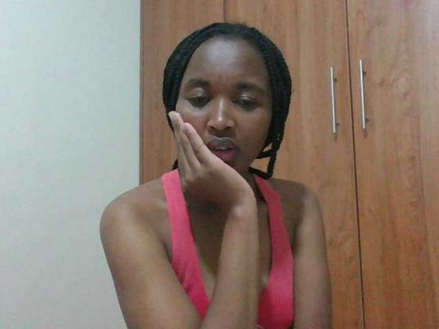 shanizz001 live cam on BongaCams