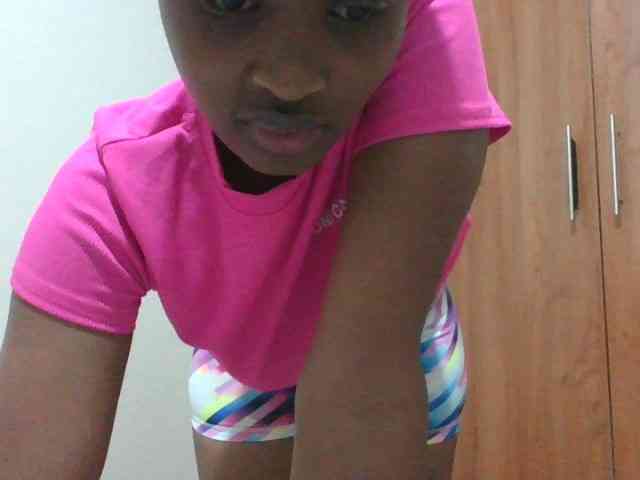 shanizz001 webcam
