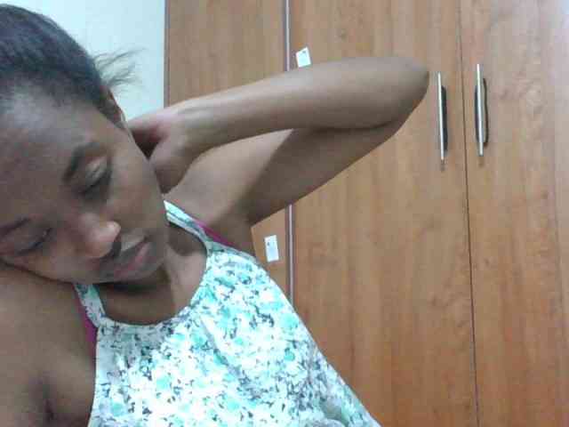 shanizz001 webcam