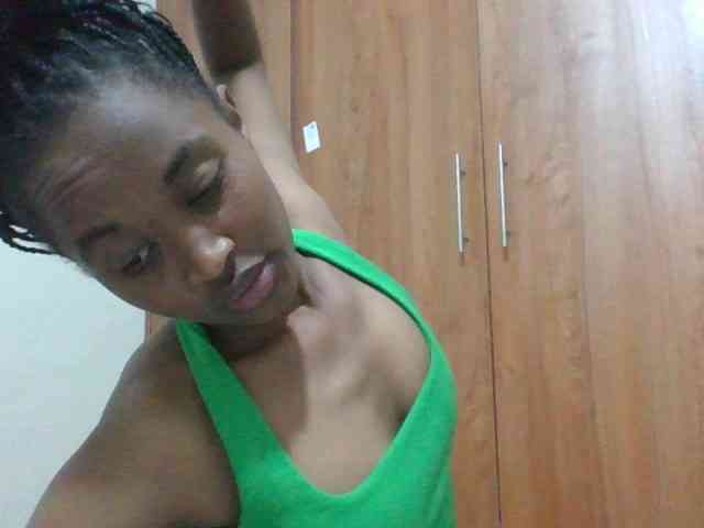 shanizz001 webcam