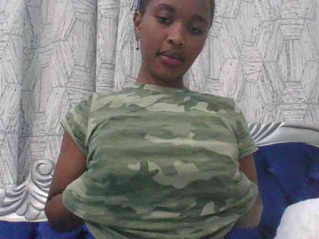 shanizz001 webcam